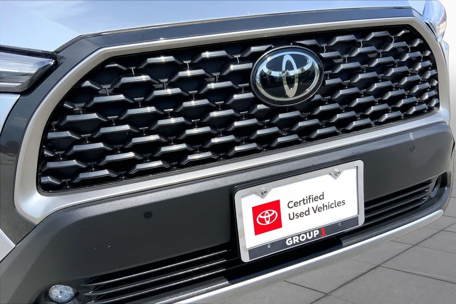 Used 2025 Sonic Silver Toyota XLE image 29