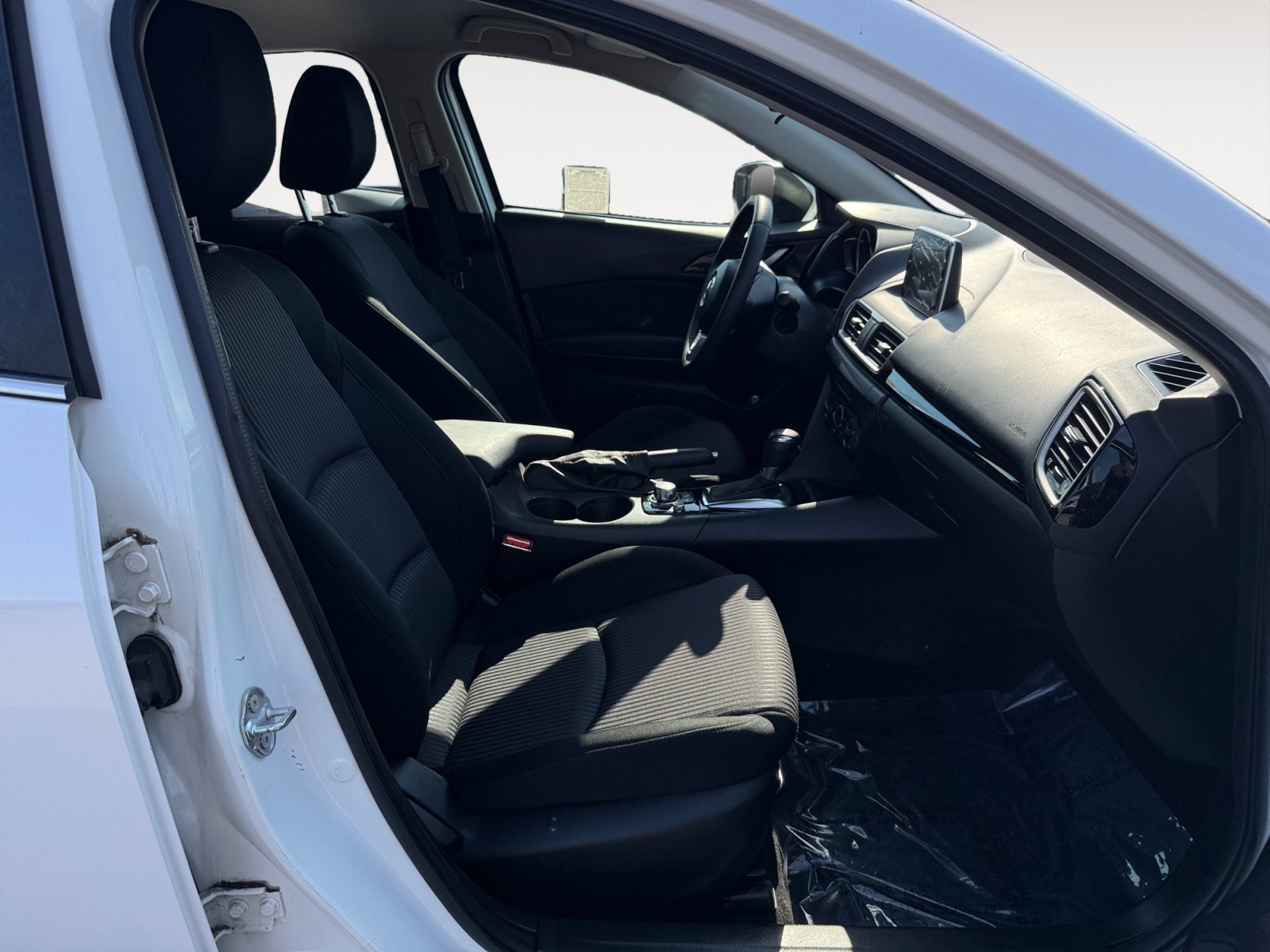 Used 2015 Snowflake White Pearl Mazda i Touring image 19