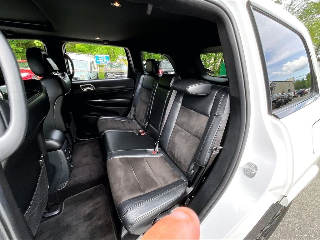 Used 2019 Bright White Clearcoat Jeep Altitude image 15