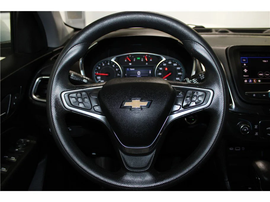 Used 2022 Summit White Chevrolet LT image 25