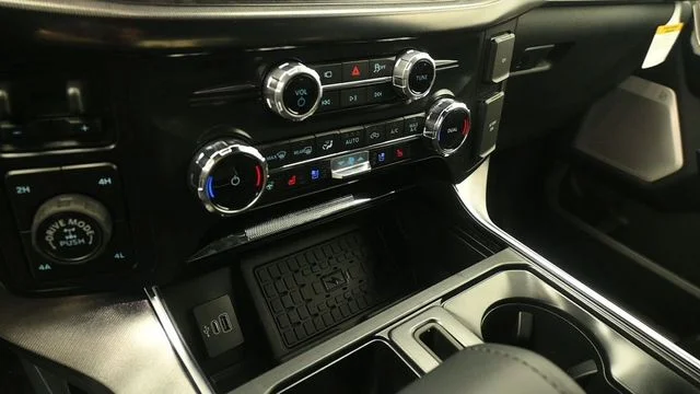 New 2026 Antimatter Blue Metallic Ford Platinum® image 17