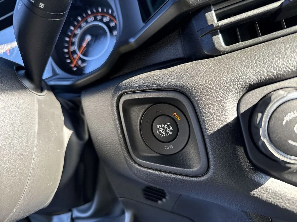 New 2026 Reign Exterior Paint Jeep Sport S image 17