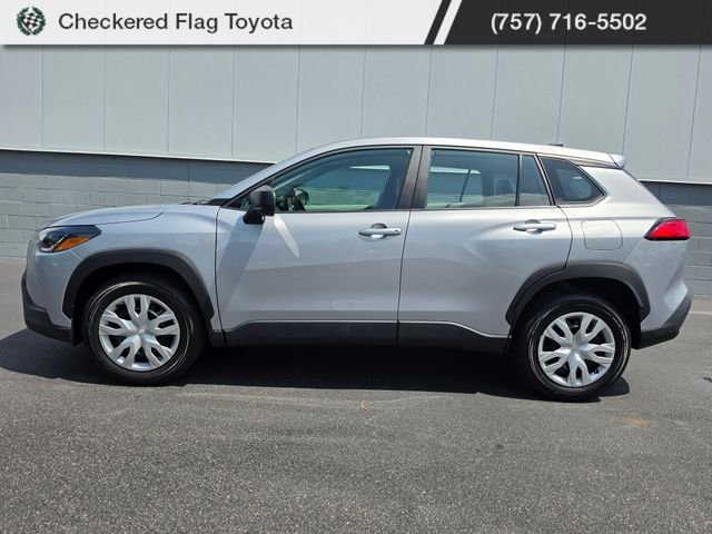 Used 2024 Sonic Silver Toyota L image 2