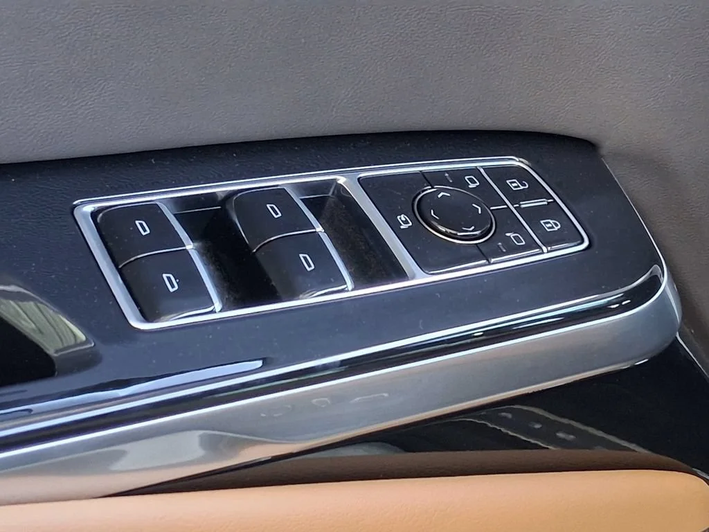 2026 Cadillac Escalade Luxury - Photo 19