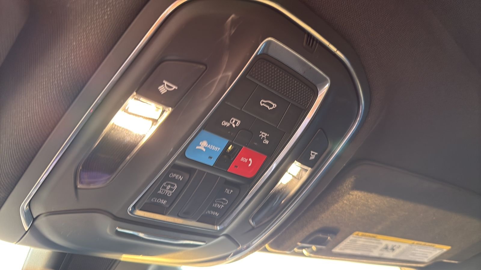 Used 2025 Gray Jeep Laredo X image 22