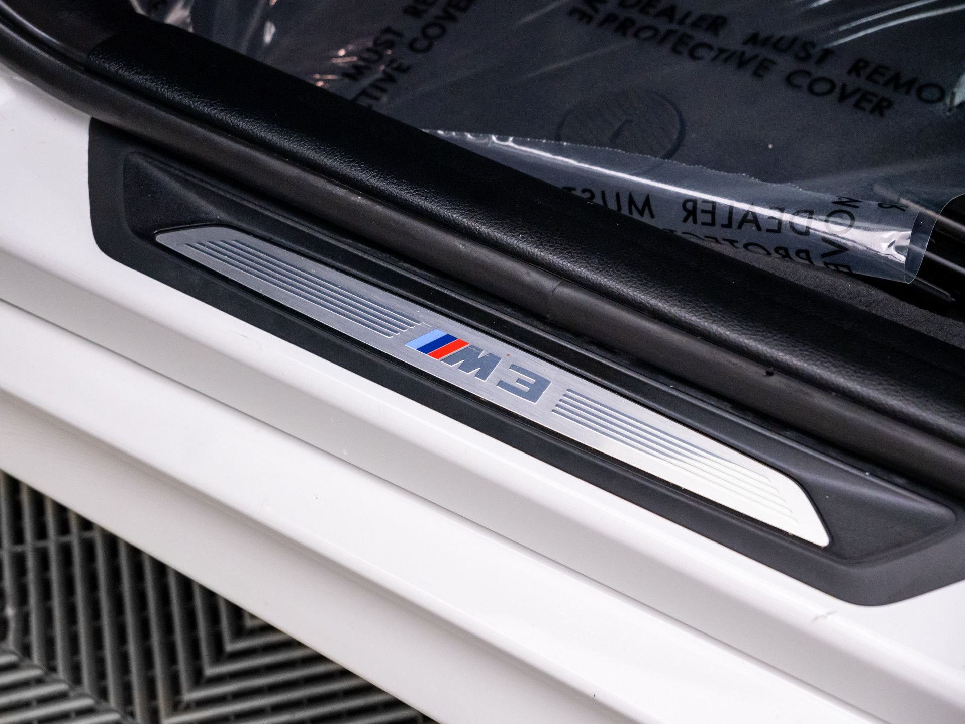 Used 2018 White BMW Base image 15