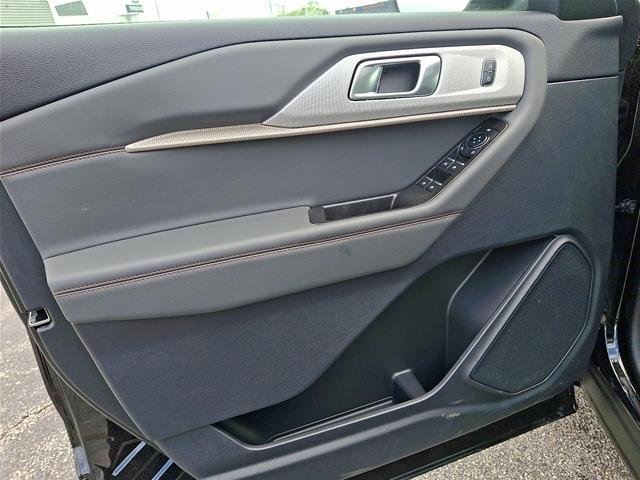 New 2026 Agate Black Metallic Ford Active image 29