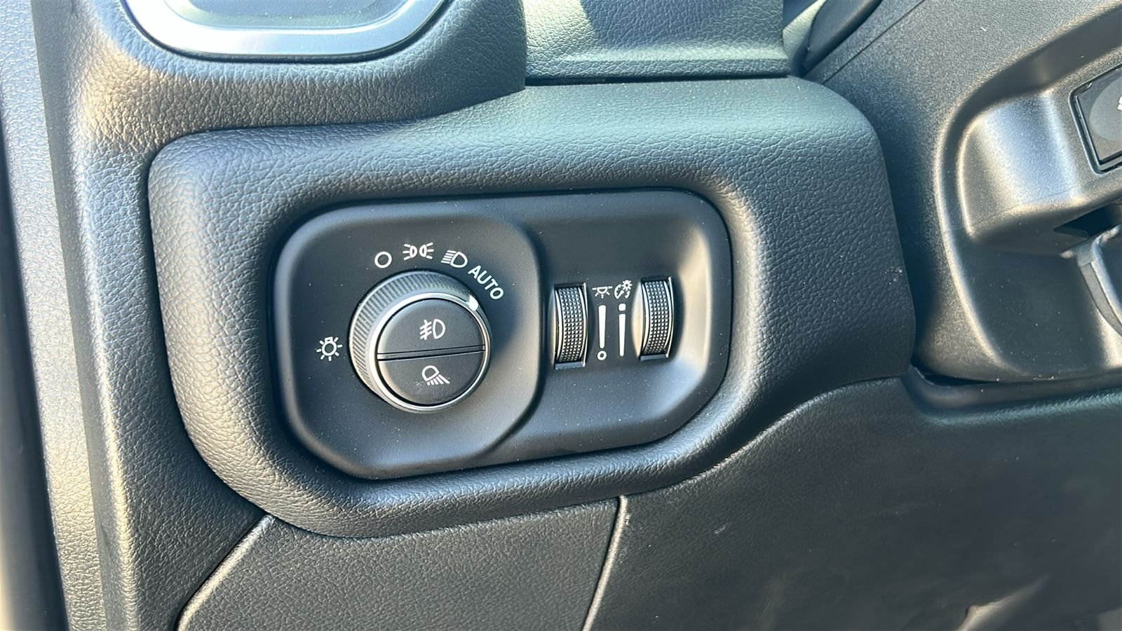 New 2026 Forged Blue Metallic Exterior Paint RAM Laramie image 21