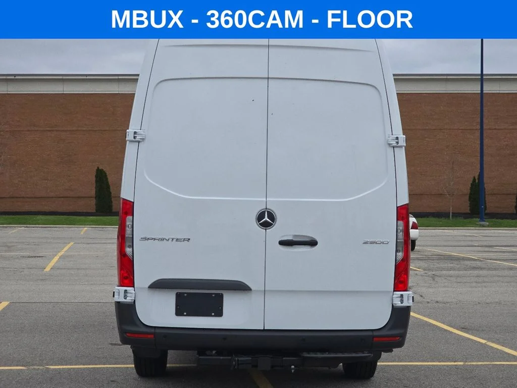 New 2026 Arctic White Mercedes-Benz Cargo 170 WB image 10