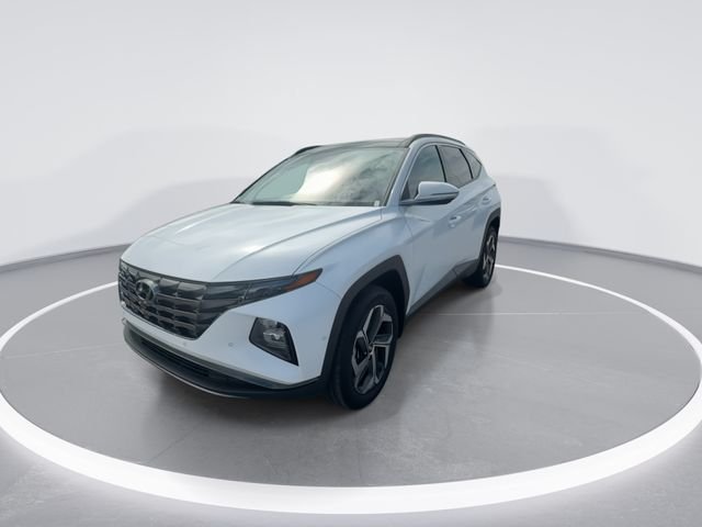 Used 2024 White Hyundai Limited image 4