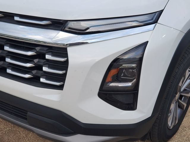 Used 2026 Summit White Chevrolet LT image 8