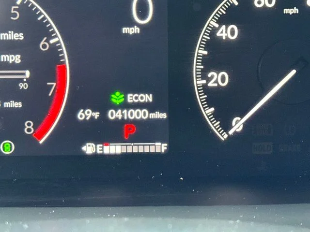 Used 2025 White Honda EX-L image 28