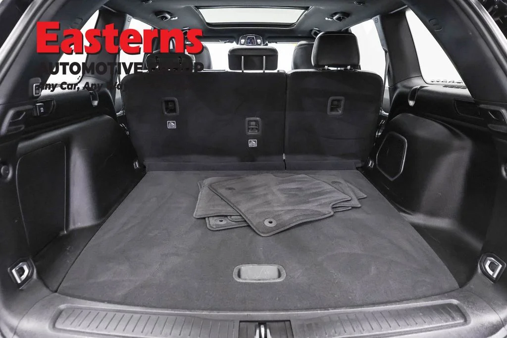 Used 2024 Black Jeep 4xe image 9