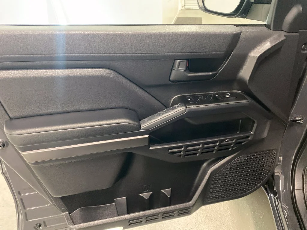 Used 2026  Toyota SR5 image 12