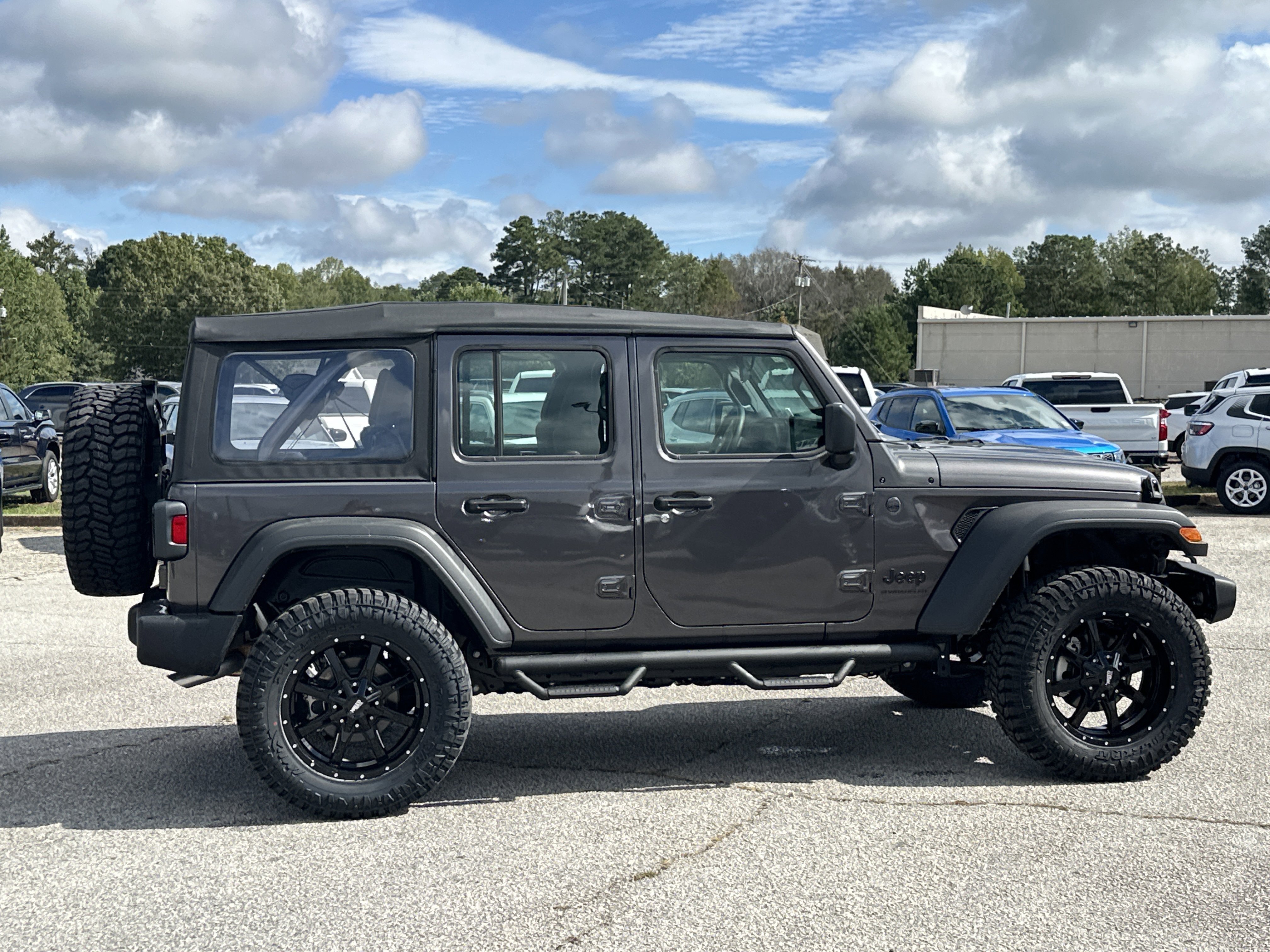2025 Jeep Wrangler 4-Door Sport - Photo 9