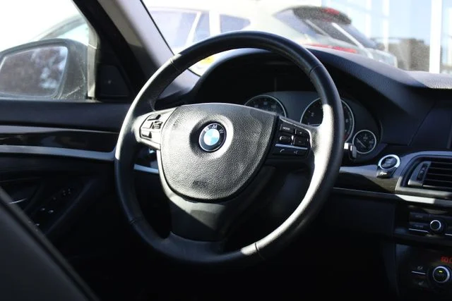 Used 2012 Silver BMW 528i xDrive image 20