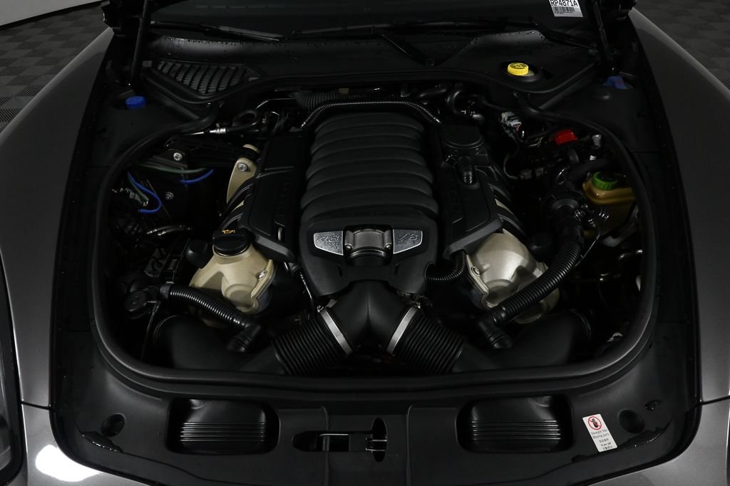 Used 2015  Porsche GTS image 31