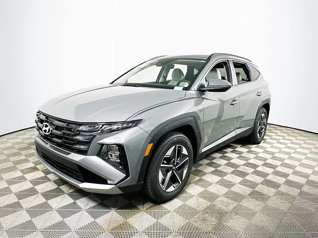 New 2026 Hyundai TUCSON SEL
