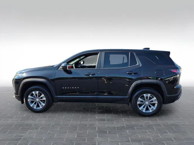 Used 2025 Black Chevrolet LT image 4