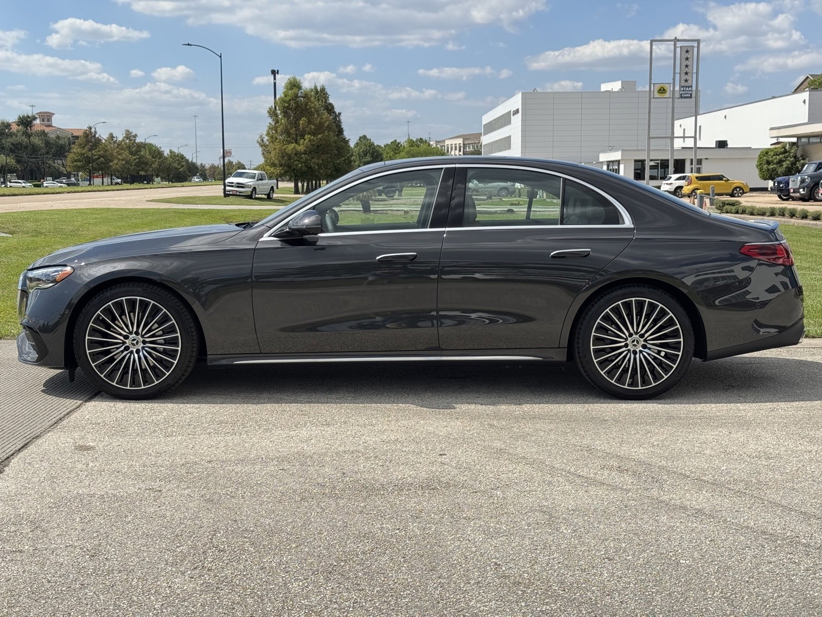New 2026 Graphite Grey Metallic Mercedes-Benz E 350 image 27