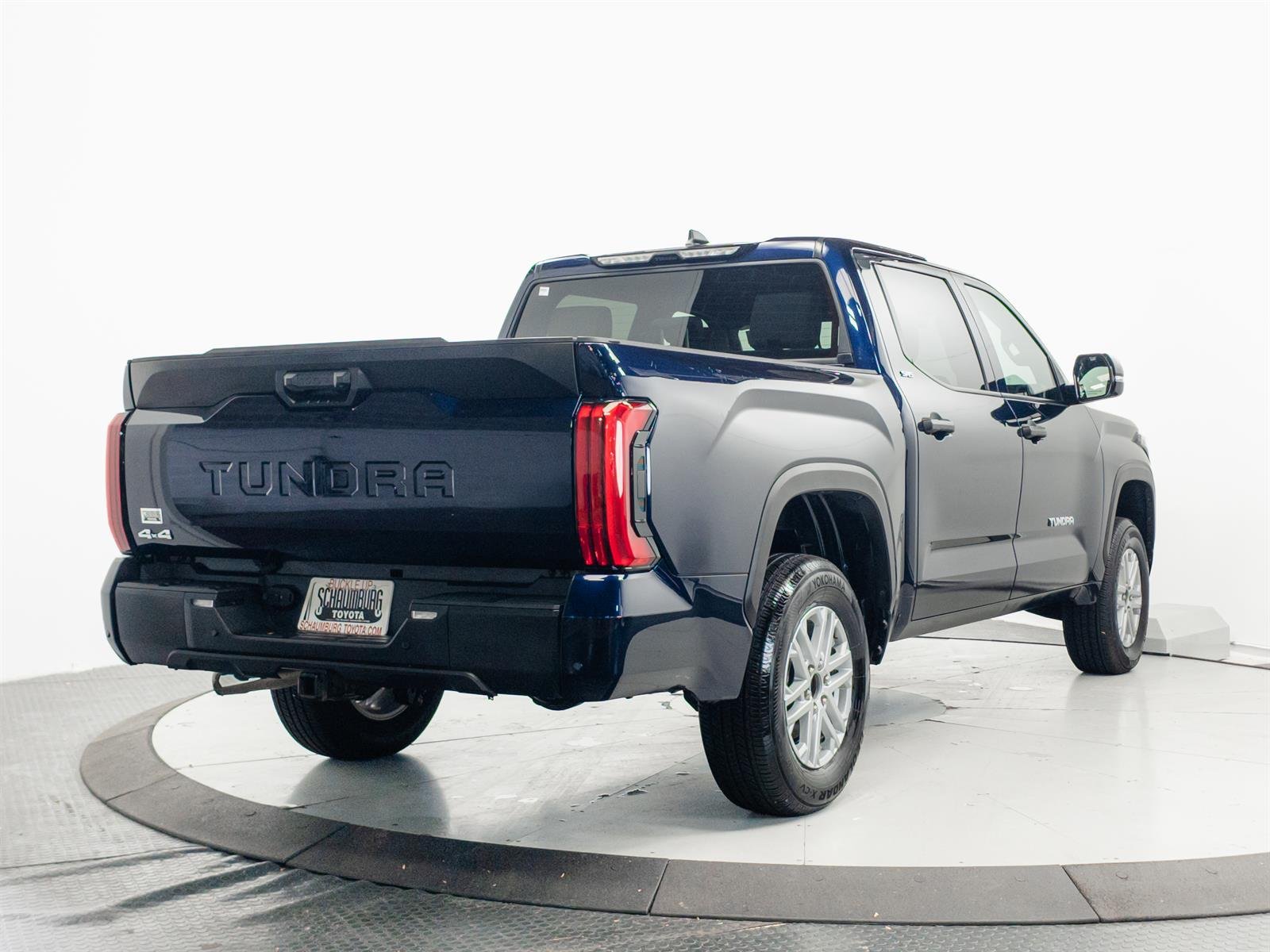 Used 2025 Blue Toyota SR5 image 11