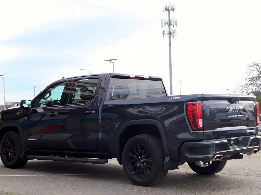 Used 2024 Titanium Rush Metallic GMC Elevation image 6