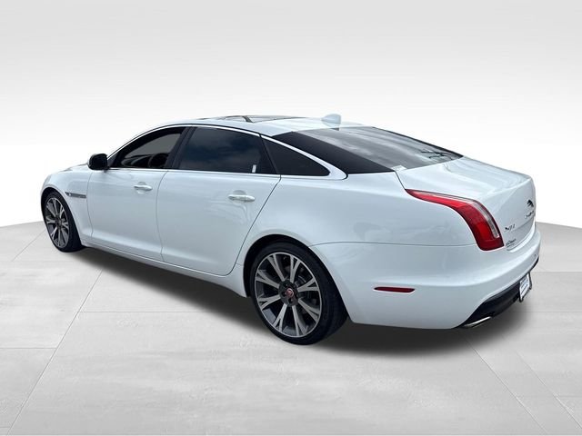 Used 2017 White Jaguar XJL Portfolio image 3