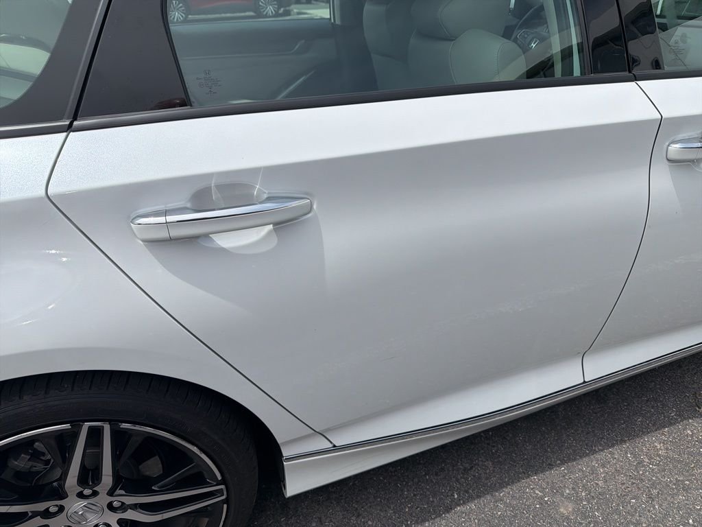 Used 2022  Honda Touring 2.0T image 9
