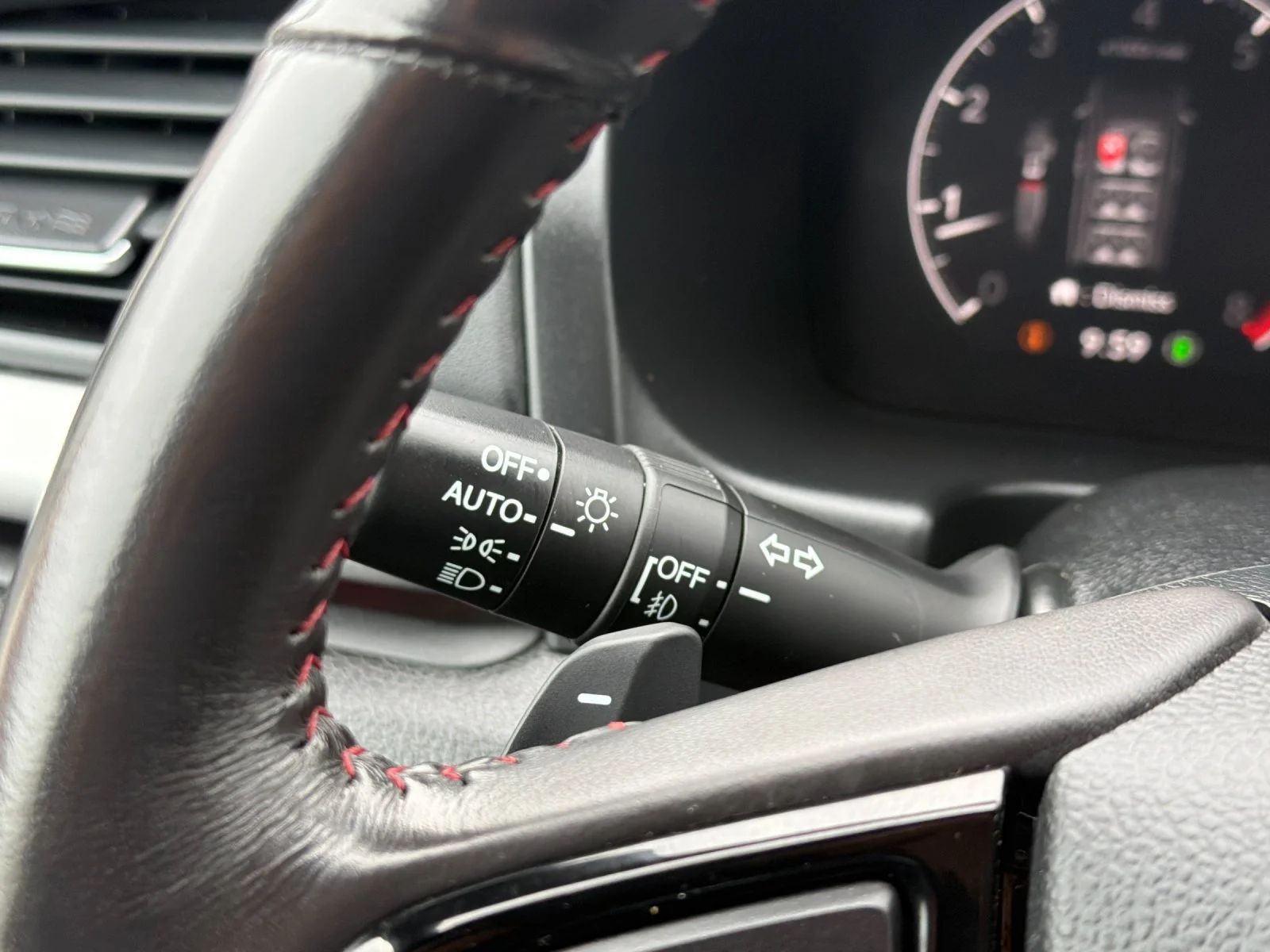Used 2025  Honda Sport-L image 29