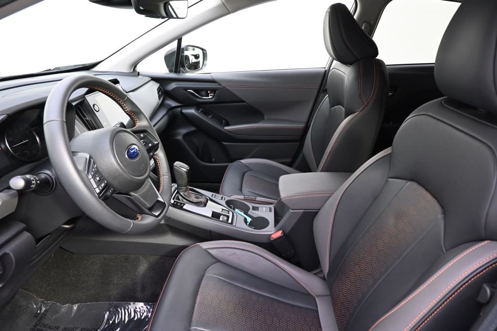 Used 2024 Crystal White Pearl Subaru Limited image 12