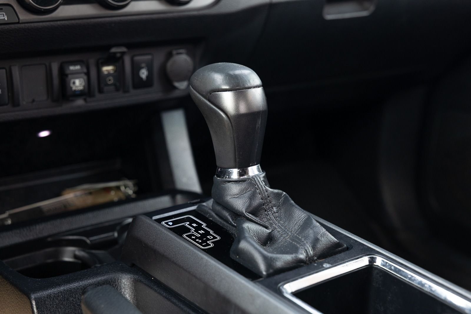 Used 2018 Super Black Toyota TRD Off-Road image 29