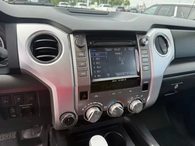 2017 Toyota Tundra SR5 - Photo 24