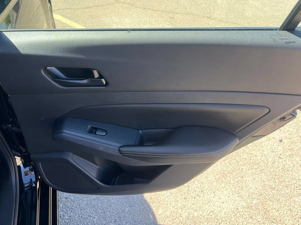 2025 Nissan Altima SV - Photo 26