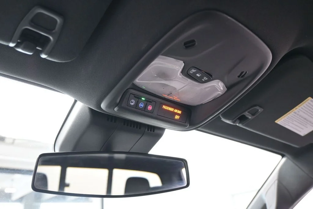 Used 2023 Summit White Chevrolet LT image 20