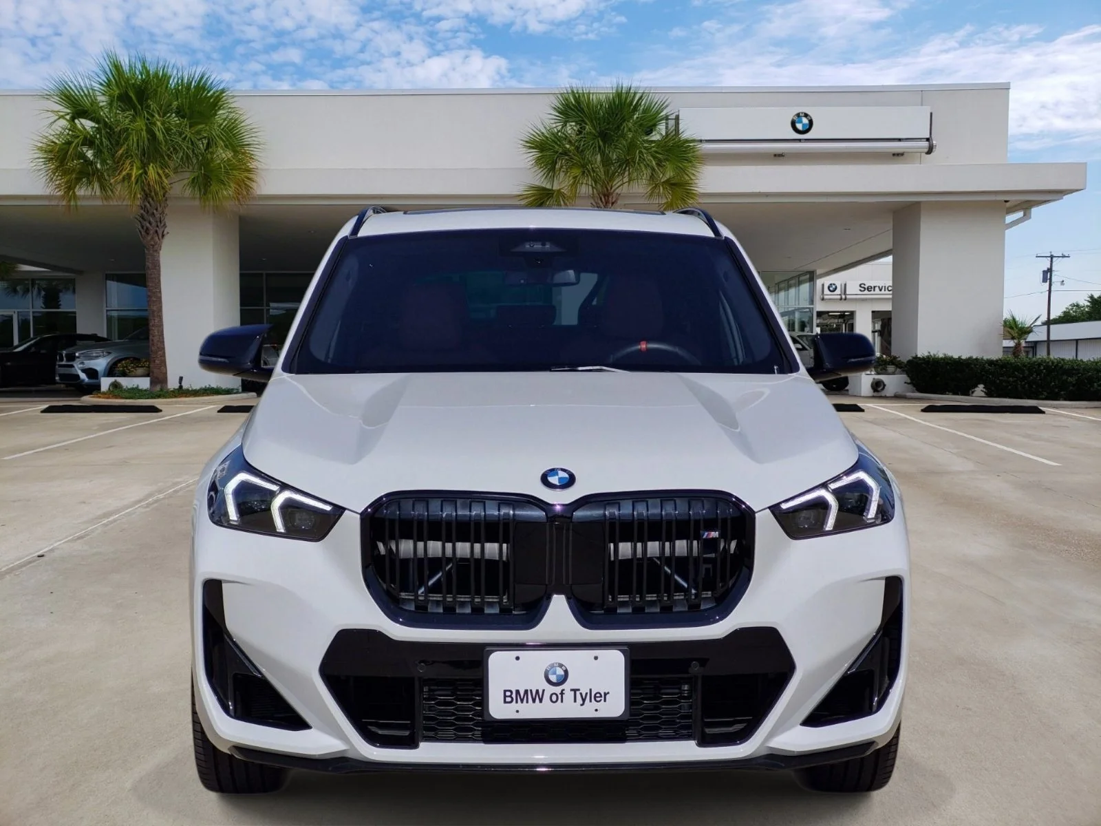 Certified Used 2026 Alpine White BMW M35i image 2