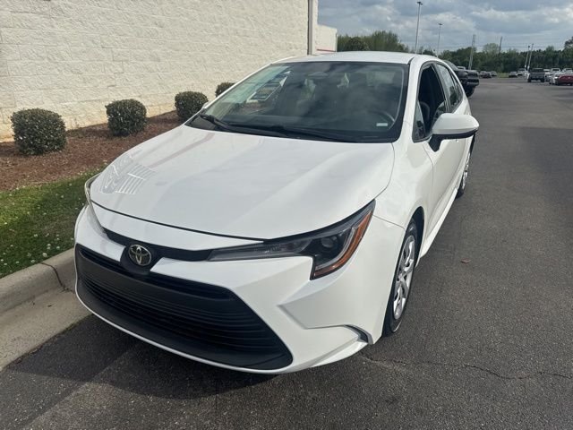 Used 2024 White Toyota LE image 3