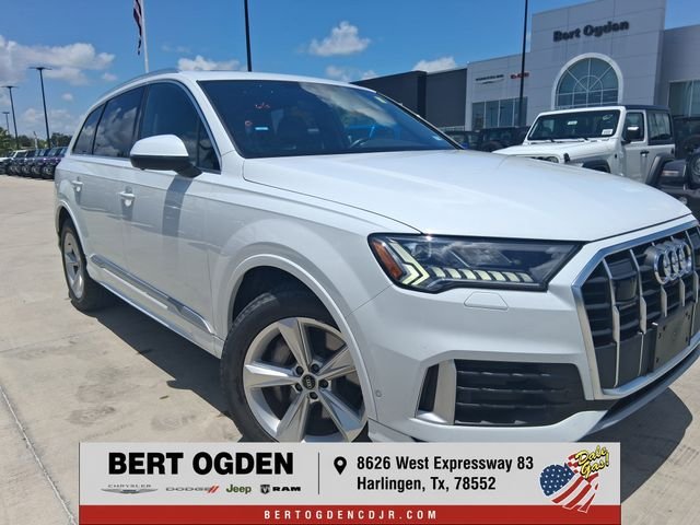 2023 Audi Q7 45 Premium Plus