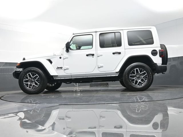 Used 2025 White Jeep Sahara image 45