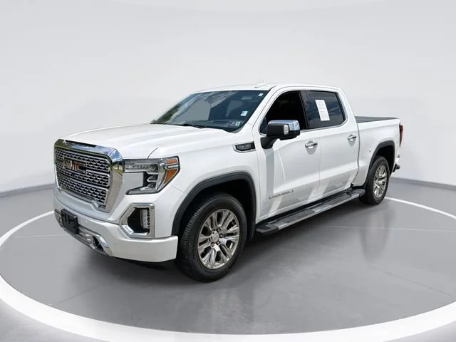 2020 GMC Sierra 4WD Crew Cab Short Box Denali's photo
