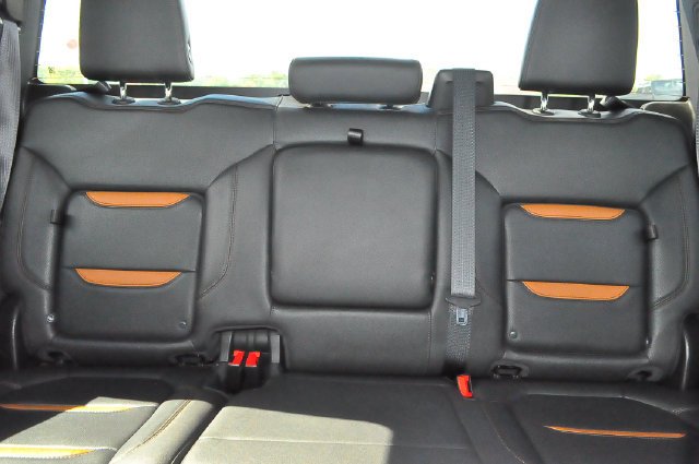 Used 2021 ONYX BLACK GMC AT4 image 13