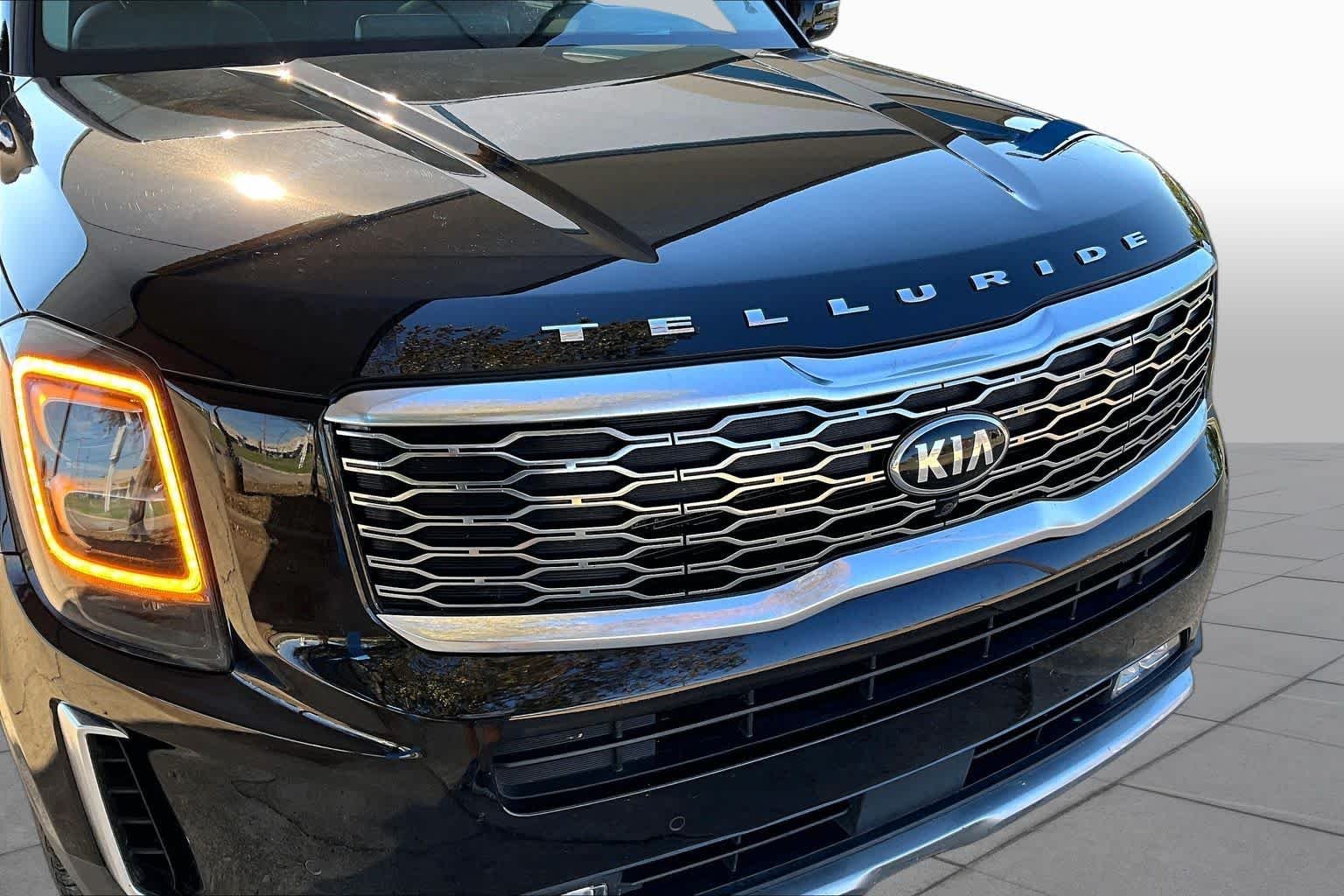 Used 2021 Black Copper Kia SX image 30