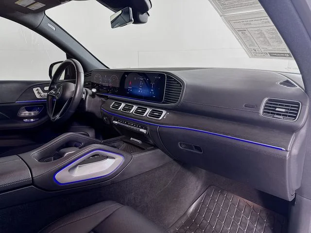 Used 2024 White Mercedes-Benz GLE 450 image 31