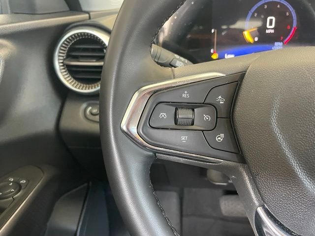 Used 2025 Yellow Chevrolet ACTIV image 12