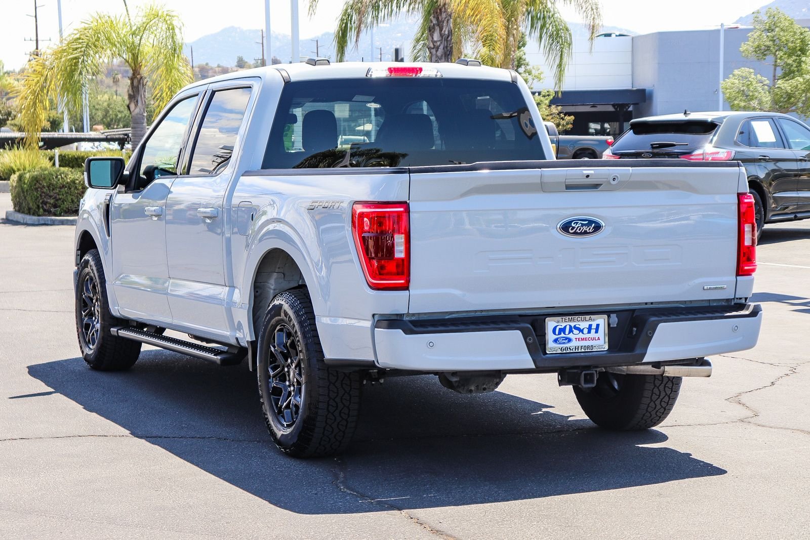 Certified Used 2023 Avalanche Ford XLT image 6