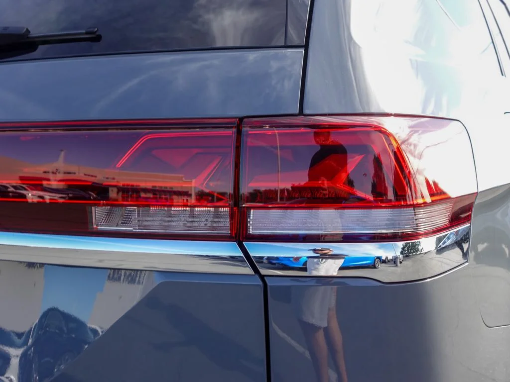2026 Volkswagen Atlas SE w/Tech - Photo 6