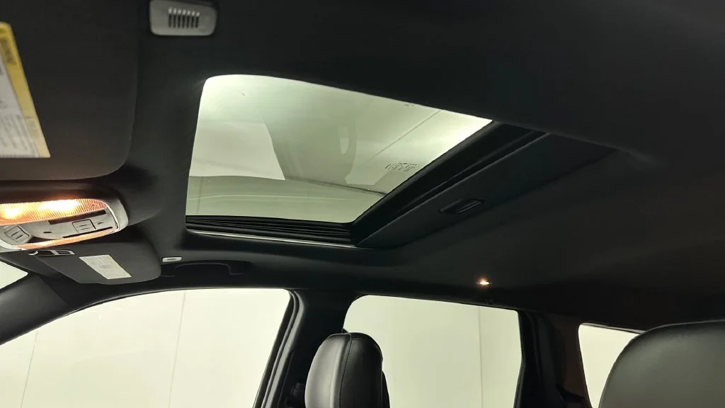 Used 2021 Black Jeep Limited image 18