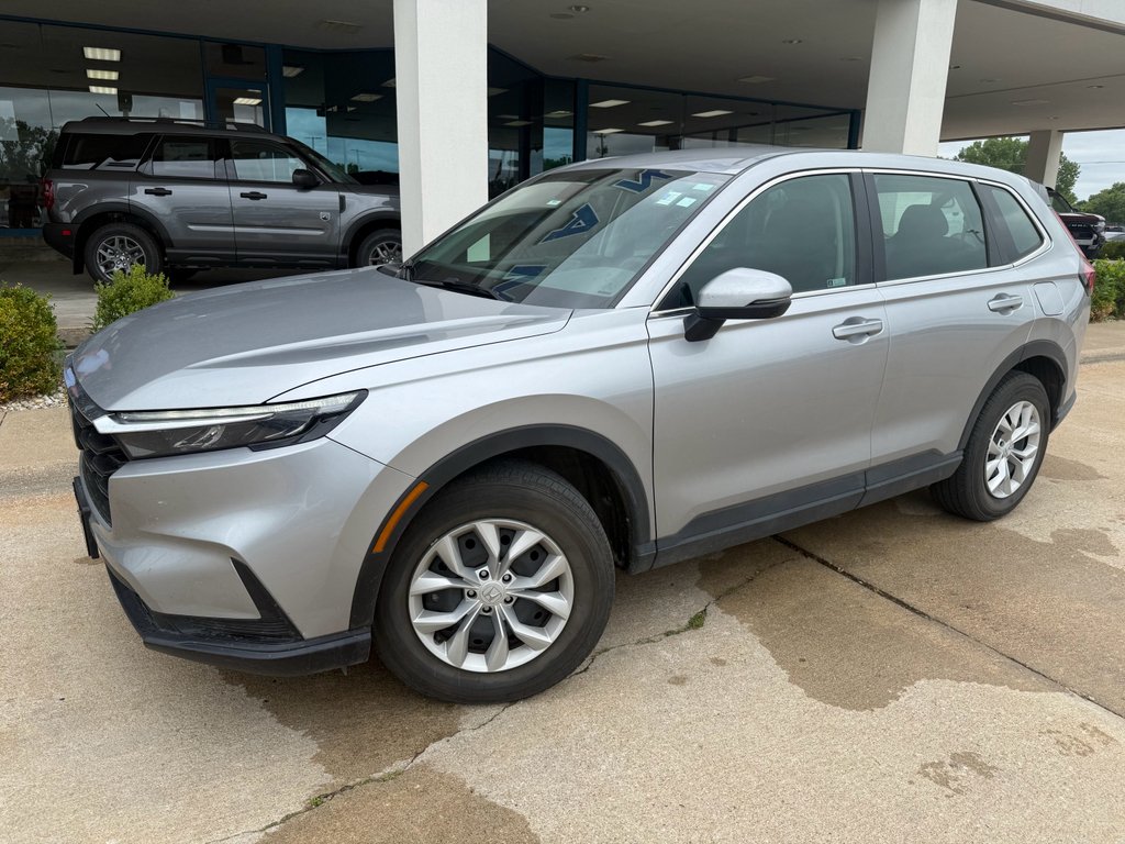 Used 2023 Lunar Silver Metallic Honda LX image 2