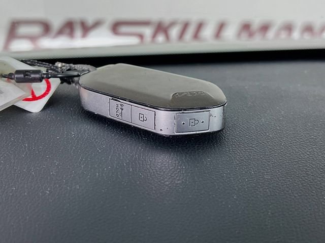 2024 Kia Sorento S - Photo 12