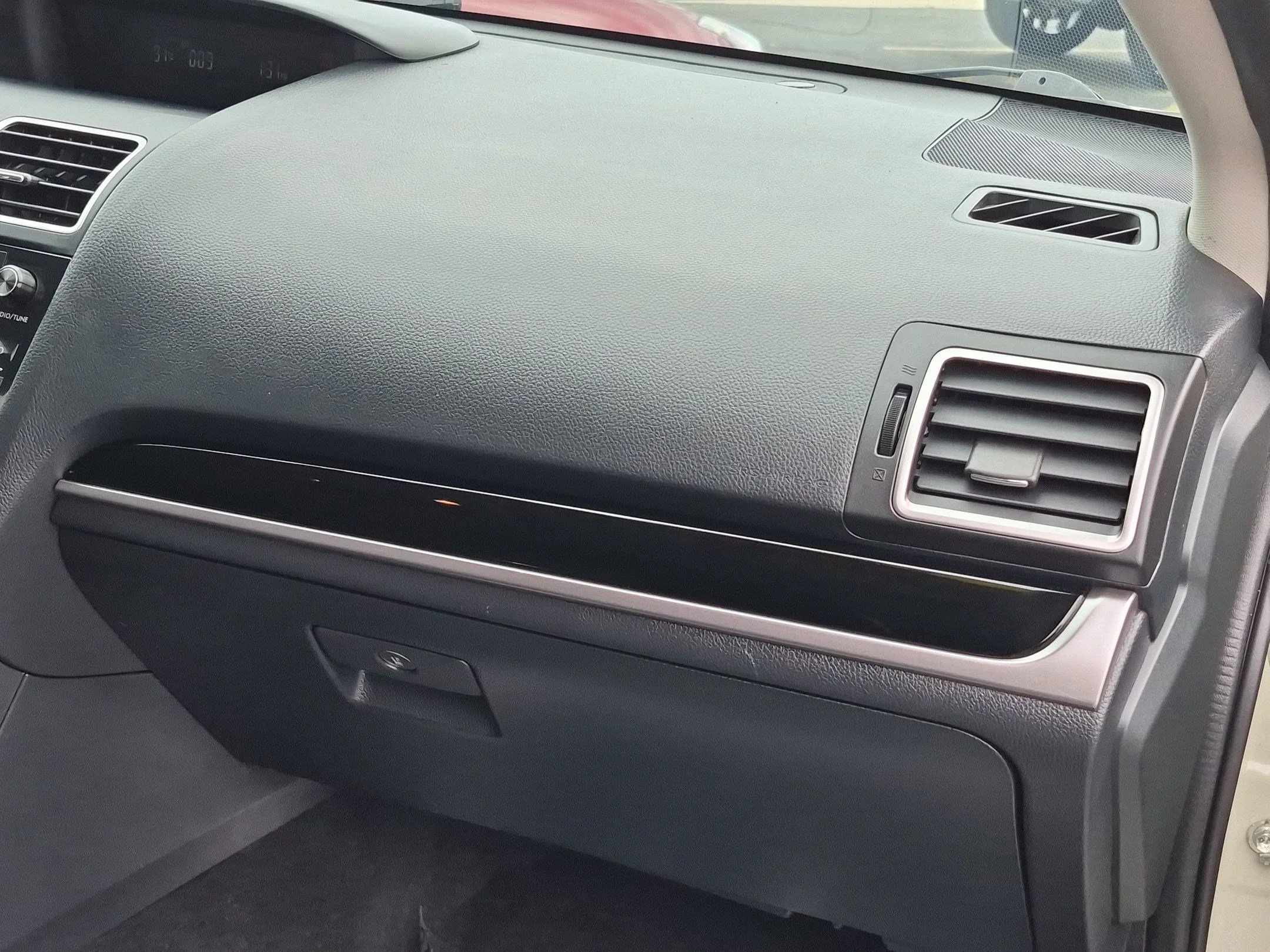 Used 2016 Desert Khaki Subaru Limited image 32