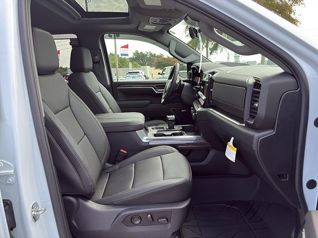 2026 Chevrolet Silverado 1500 LTZ - Photo 17